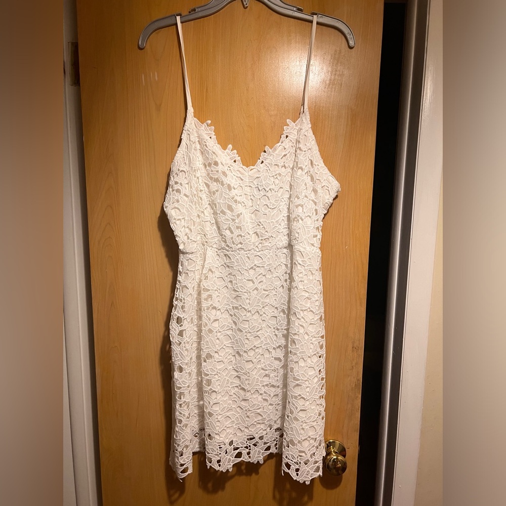Francesca’s White Lace Floral Dress Size XL NEW WITH TAGS